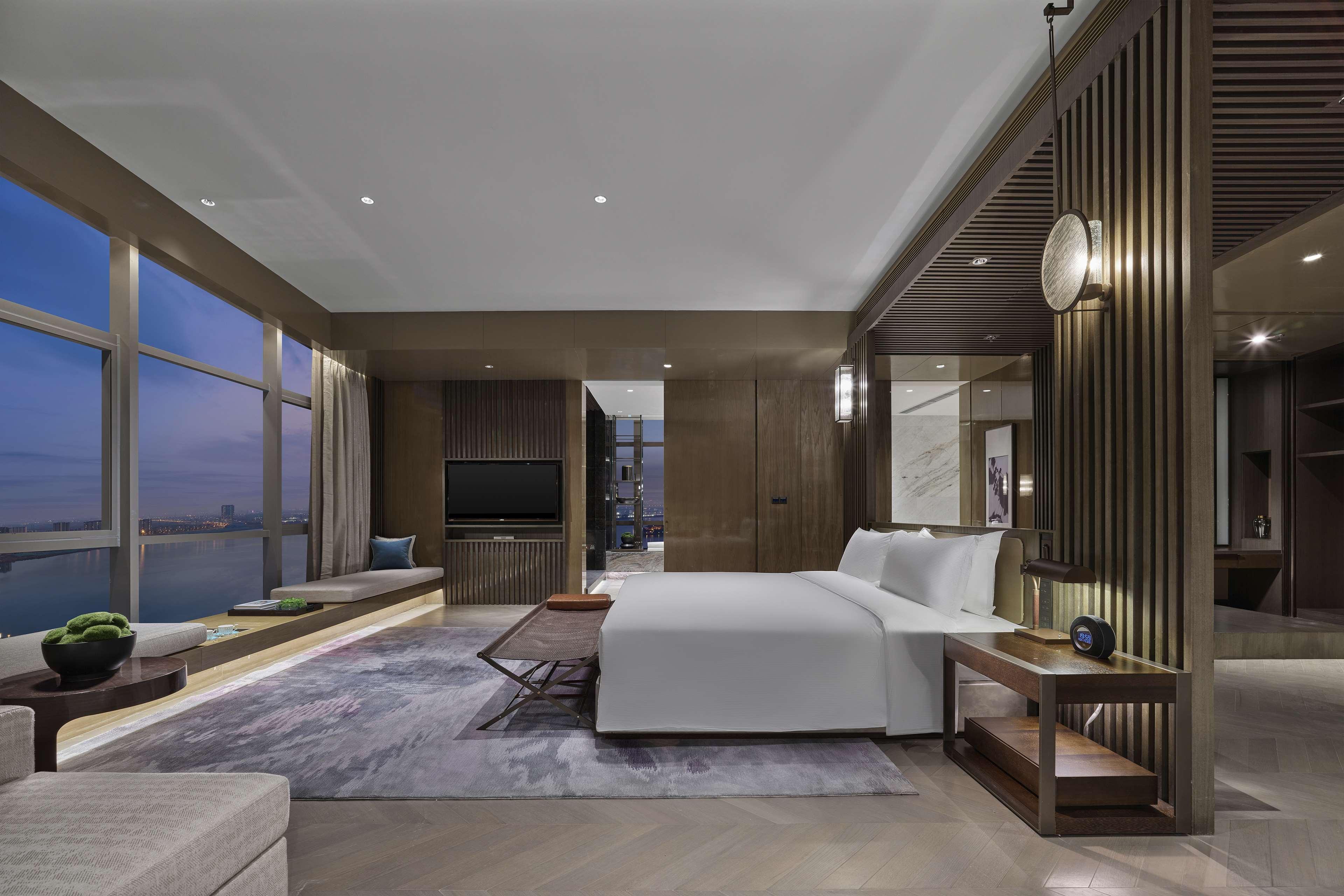 Hilton Suzhou Yinshan Lake Hotell Exteriör bild